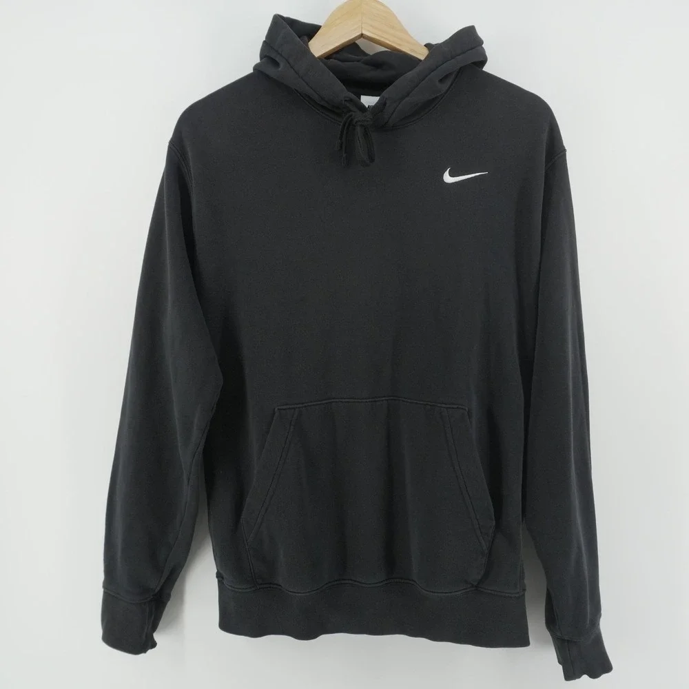 Nike classic pullover
